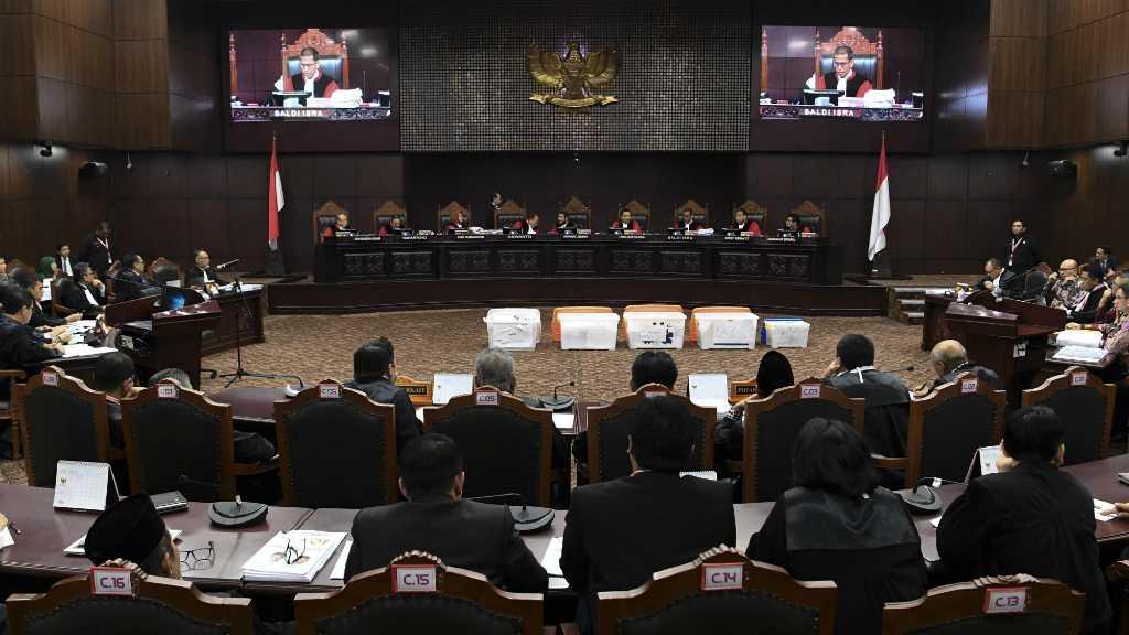 Tim Hukum 02 Terlibat Perdebatan dengan Hakim Soal Jumlah Saksi