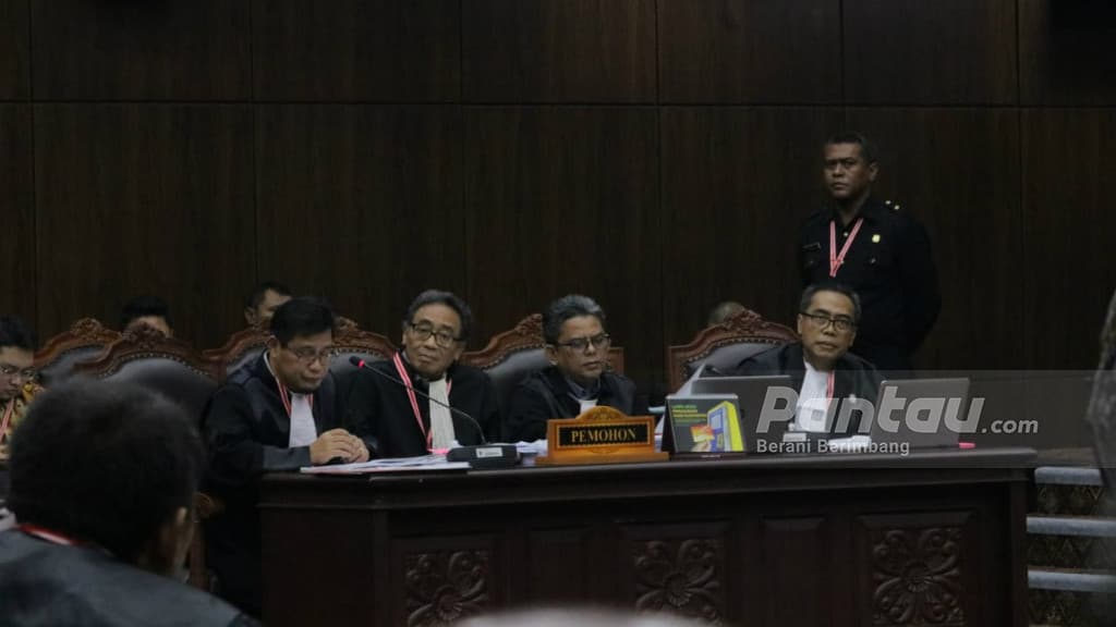 Tak Ada Bambang Widjojanto di Sidang Lanjutan Keempat di MK