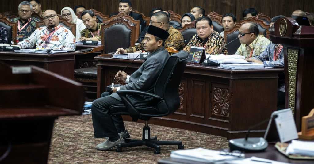 Ditegur Hakim karena Plin Plan, Saksi 01: Siap Salah Yang Mulia