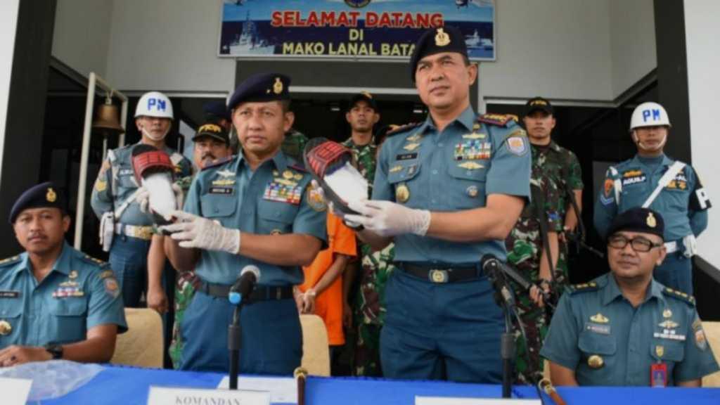 Selundupkan 204 Gram Sabu Pakai Sendal, TKI Diciduk Lantamal
