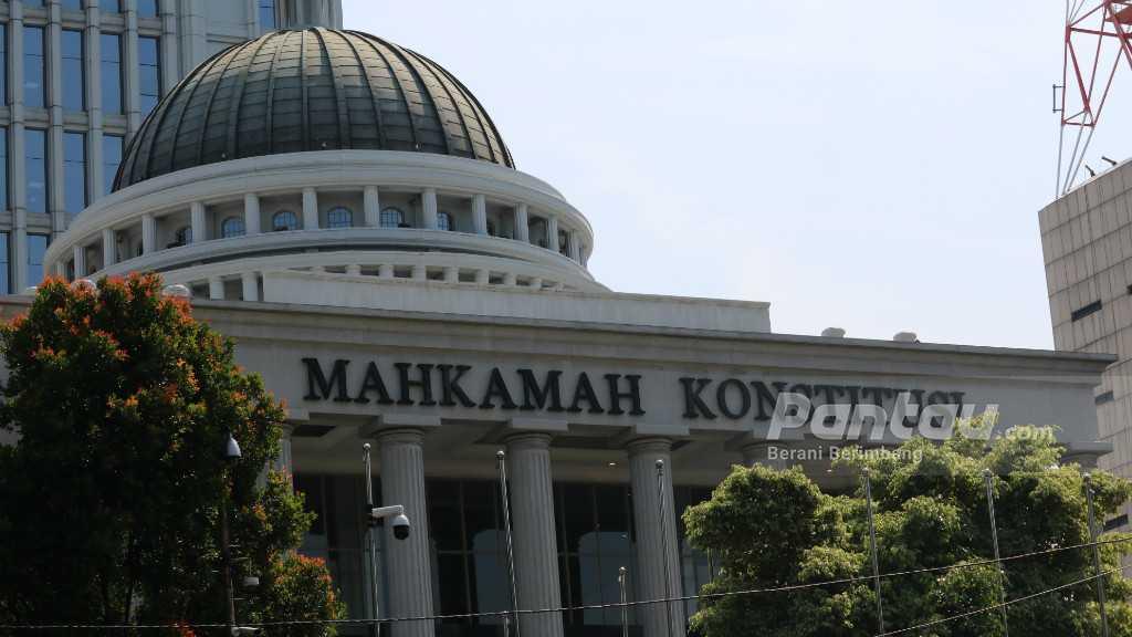 Tak Jadi Jumat, MK Majukan Pembacaan Putusan Gugatan Prabowo-Sandi