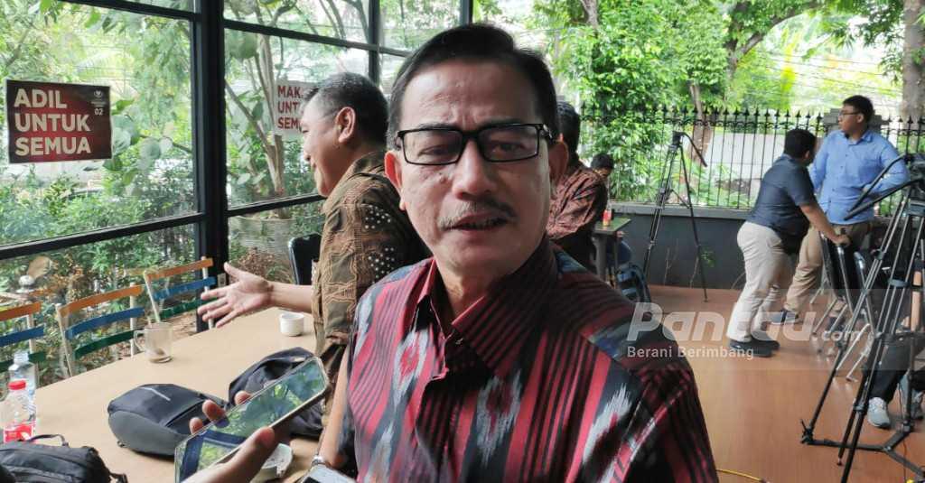 Kritik Pengamanan di MK, BPN: Kawatnya Tebal Banget, Mau Jualan?