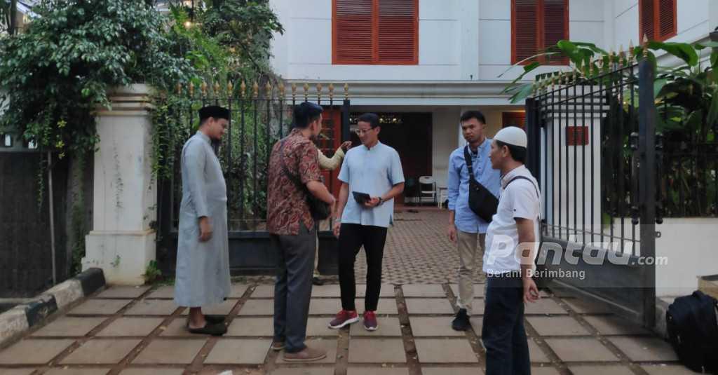Sandi Mengaku Lakukan Ritual Ini Sebelum Nobar Putusan MK