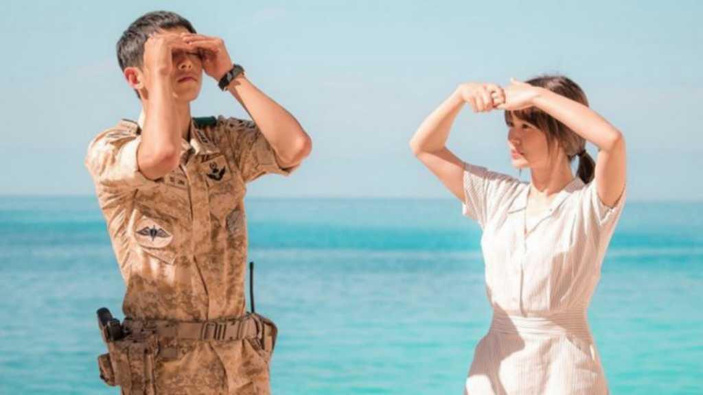 Song-Song Couple Cerai, Festival Descendants of the Sun Dibatalkan