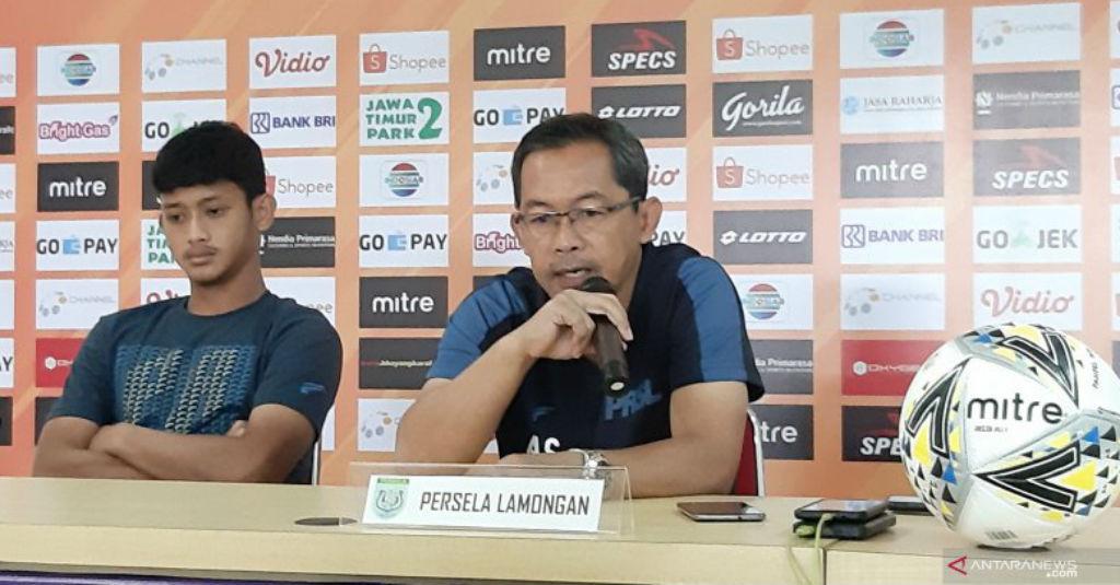 Aji Santoso Mundur sebagai Pelatih Persela Lamongan