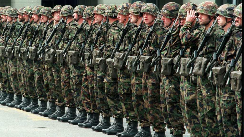43 Anggota Militer Swiss Mendadak Sakit, 4 Orang Kritis