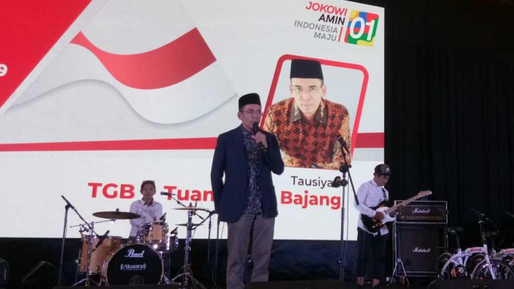 TGB Ajak Relawan Kawal Pemerintahan Jokowi-Ma'ruf