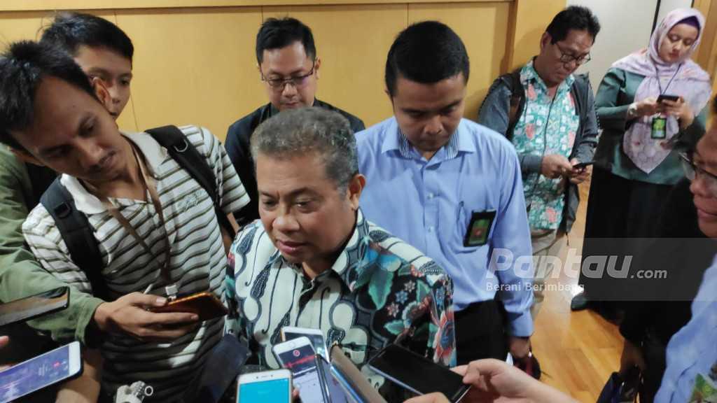 Presiden Tak Perlu Minta Pertimbangan MA Soal Amnesti Baiq Nuril
