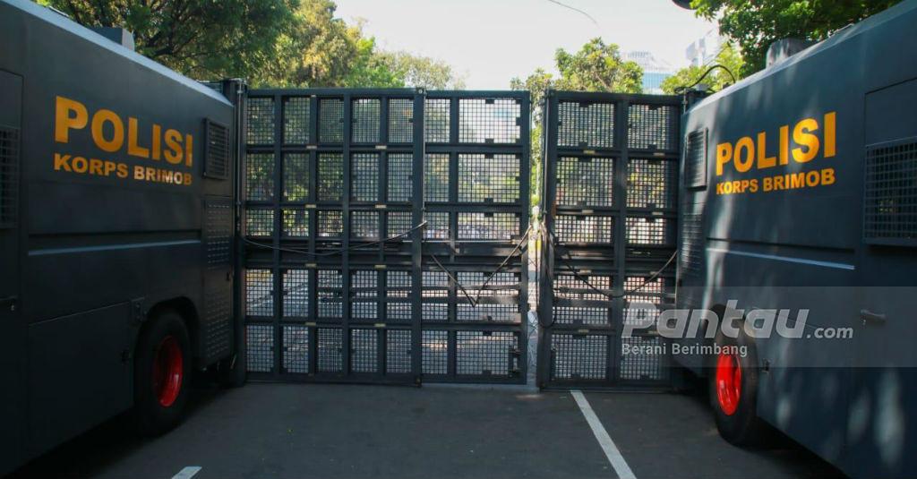 Berkeliaran Tanpa Tiket di GBK, 33 Orang Diamankan Jelang Persija vs Persib