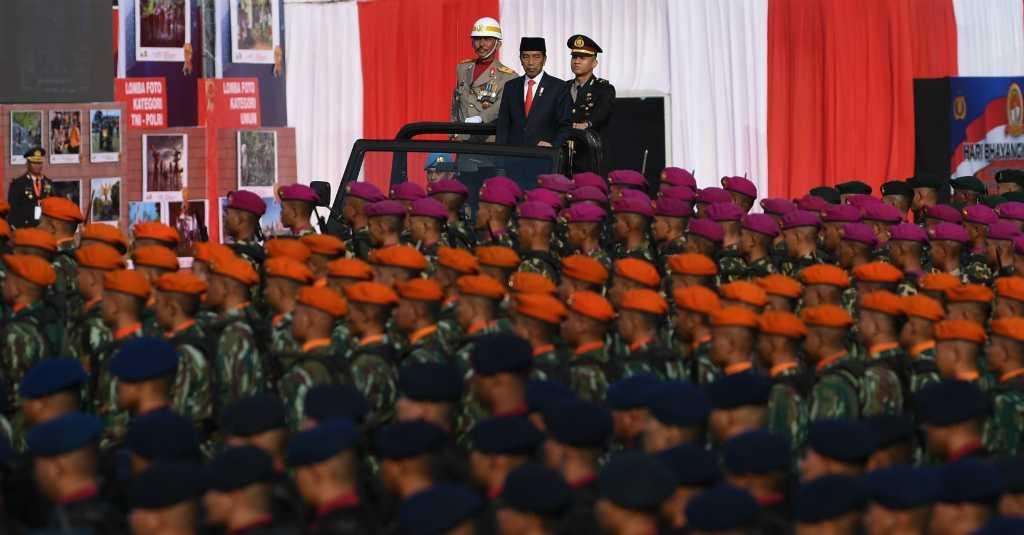 Pimpin Perayaan HUT Bhayangkara di Monas, Jokowi Beri Pesan Ini untuk Polri