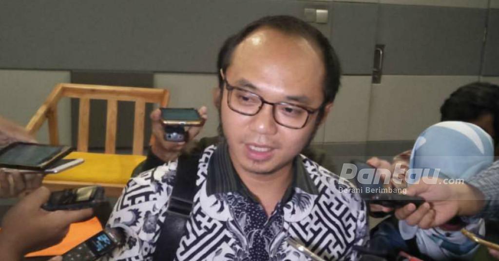 Yunarto Wijaya Seret Nama Prabowo-Sandi Soal Denda Overstay Rizieq