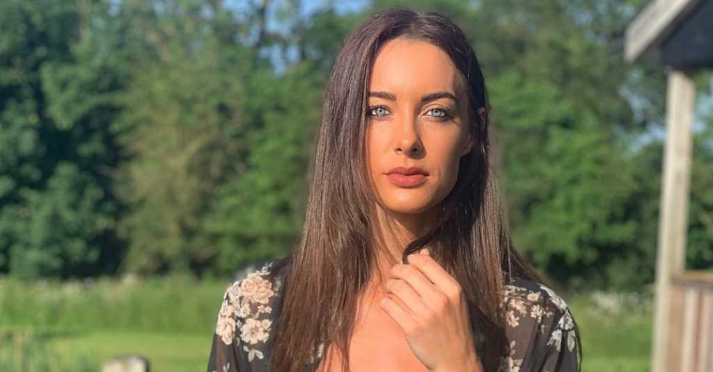 Dihantam Truk Saat Kendarai Skuter, Youtuber Cantik Ini Meninggal Dunia