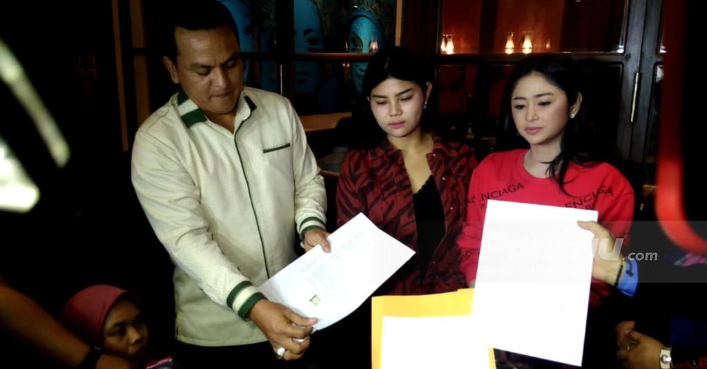 Sempat Ada Ketegangan Antara Dewi Perssik dan Meldi Sebelum Damai