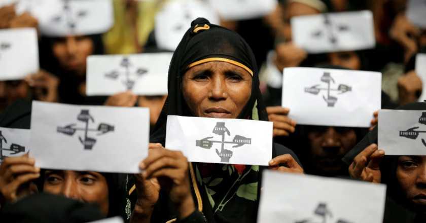 Bangladesh Bakal Pindahkan Rohingya ke Pulau Kosong yang Rentan Banjir