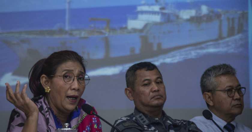 Susi Prediksi Tahun 2030 Laut Indonesia Lebih Banyak Plastik Ketimbang Ikan