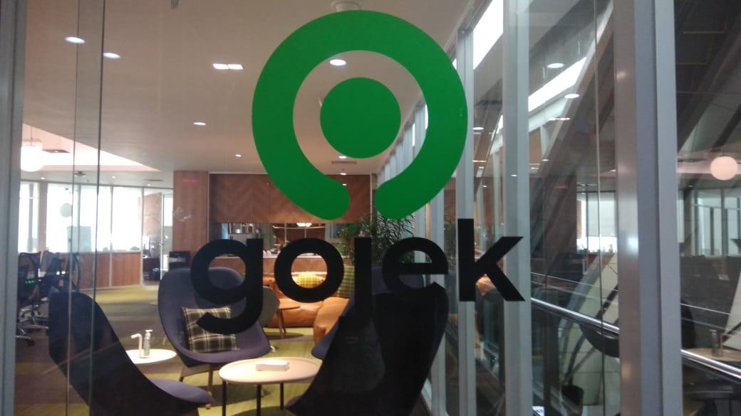 Tak Ada Lagi Motor Hijau, Gojek Ganti Logo Jadi Solve
