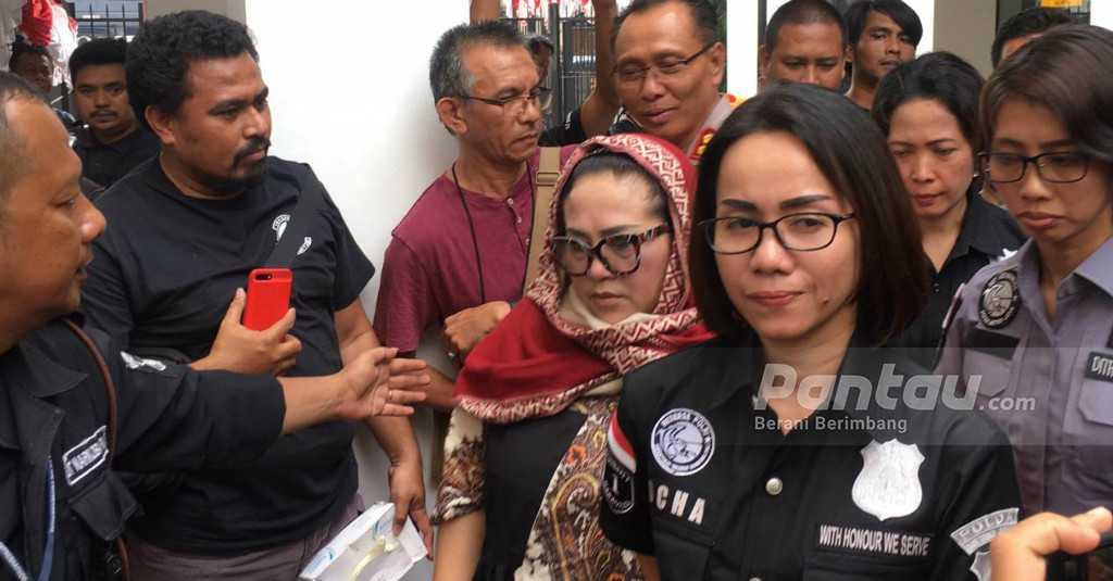 Nunung Sudah Berkali-kali Diperingatkan Suami Berhenti Pakai Narkoba