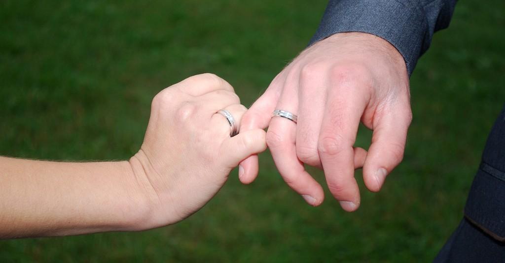 5 Tanda Pasanganmu adalah Orang yang Setia, Coba Cek Deh!