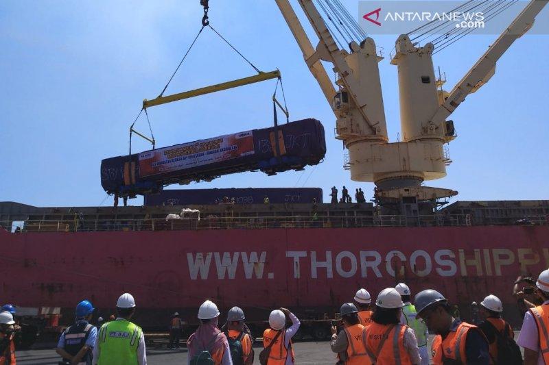 Cihuy! 26 Kereta Buatan PT INKA Siap 'Ngerel' di Bangladesh