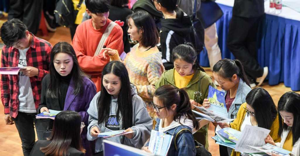 Horor! Jika Tahun 2035 Tak Ada Status Tetap, Semua Pekerja Hanya Kontrak