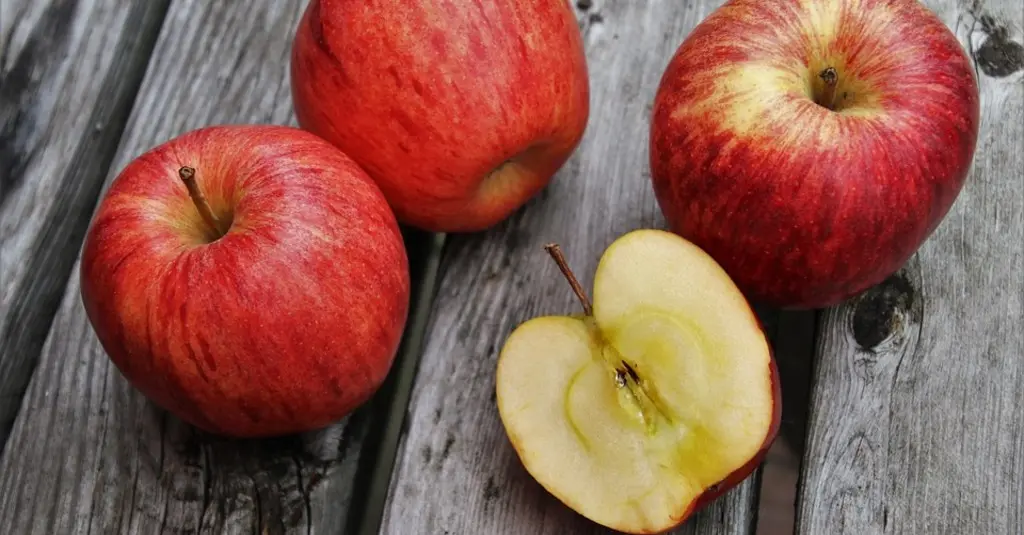 Bukan Daging Maupun Kulit, Ini Bagian Paling Bervitamin di Buah Apel