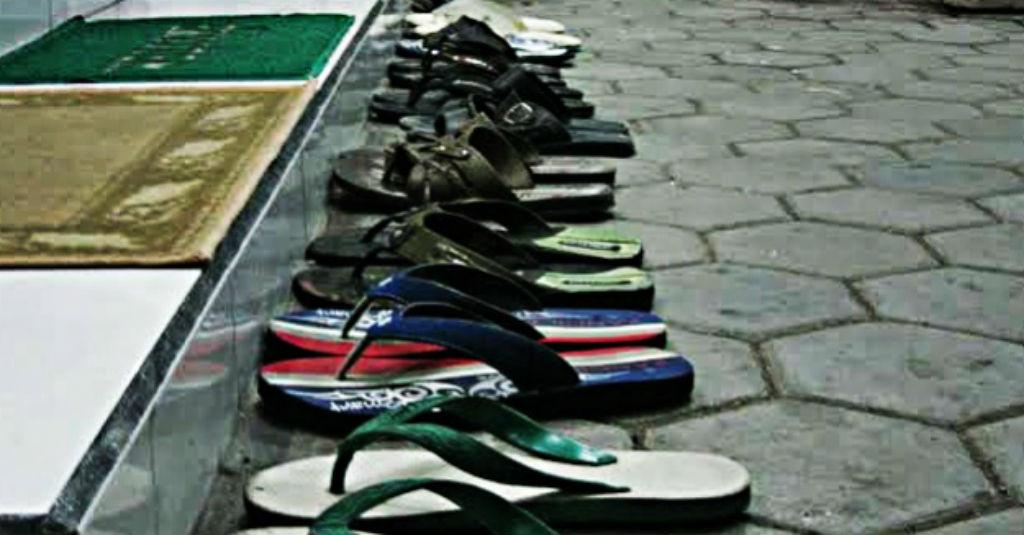 Jamaah Haji! Ini Tips Agar Tak Kehilangan Sandal di Masjidil Haram