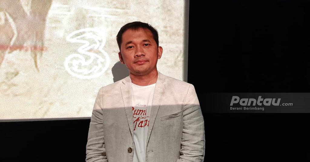 Hanung Bramantyo Terus Bujuk Istri untuk Pindah ke Yogyakarta