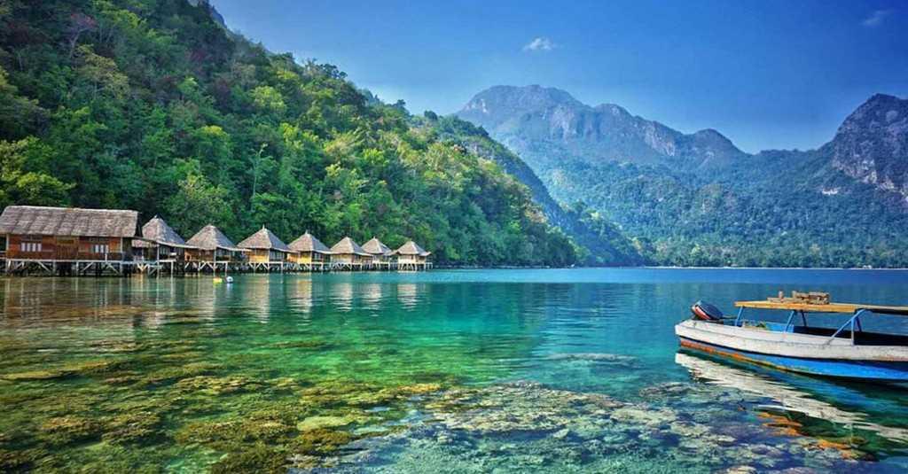 Indah Sih, Tapi 5 Pulau Indonesia Ini Punya Cerita Horor yang Tersohor