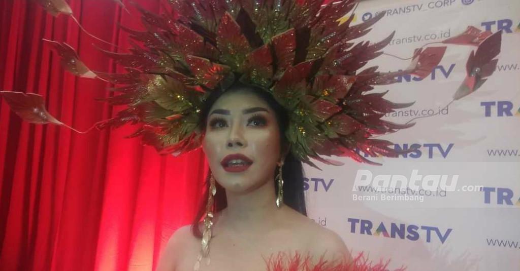 Mengaku 'Princess', Baby Sexyola Jalankan Ritual Nyentrik Tiap Jumat