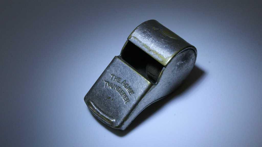 Fakta Peluit Bisa Jadi Alat Mitigasi Bencana untuk Pertolongan Pertama