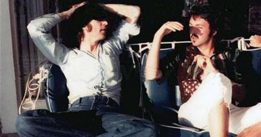 5 Konspirasi Artis Dunia, Salah Satunya Paul McCartney Bunuh John Lennon?