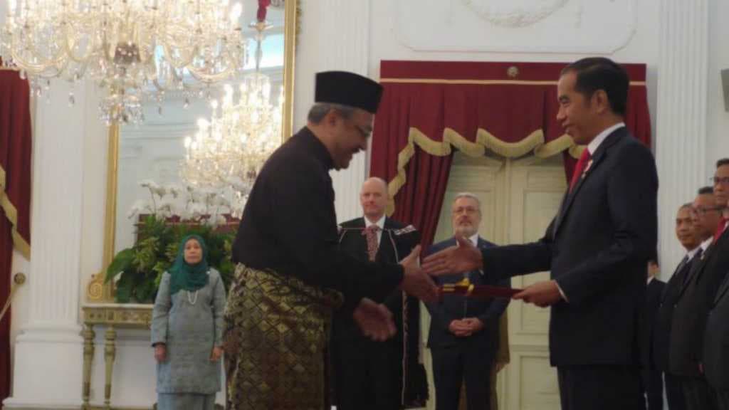 Menilik Obrolan 5 Menit Jokowi dengan 12 Dubes LBBP di Istana Negara