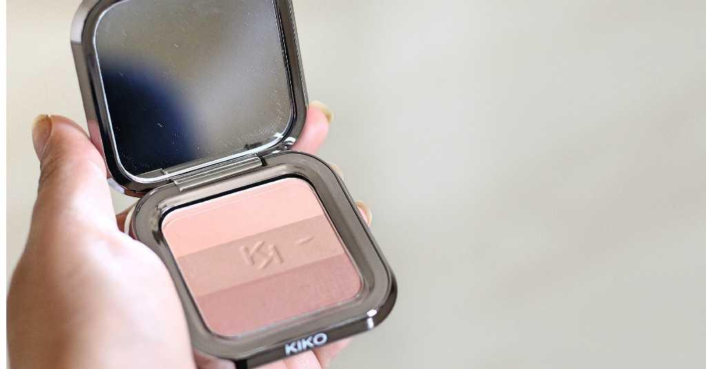 Tips Pakai Blush On Agar Terlihat Tirus