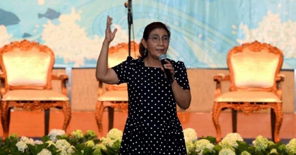 Susi Pudjiastuti 'Ngamuk': Saya Demo Anak-Anak Muda, Stop Pakai Plastik!
