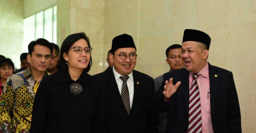 RUU P2 APBN 2018 Disetujui, Sri Mulyani, Fadli Zon dan Fahri Hamzah Mesra