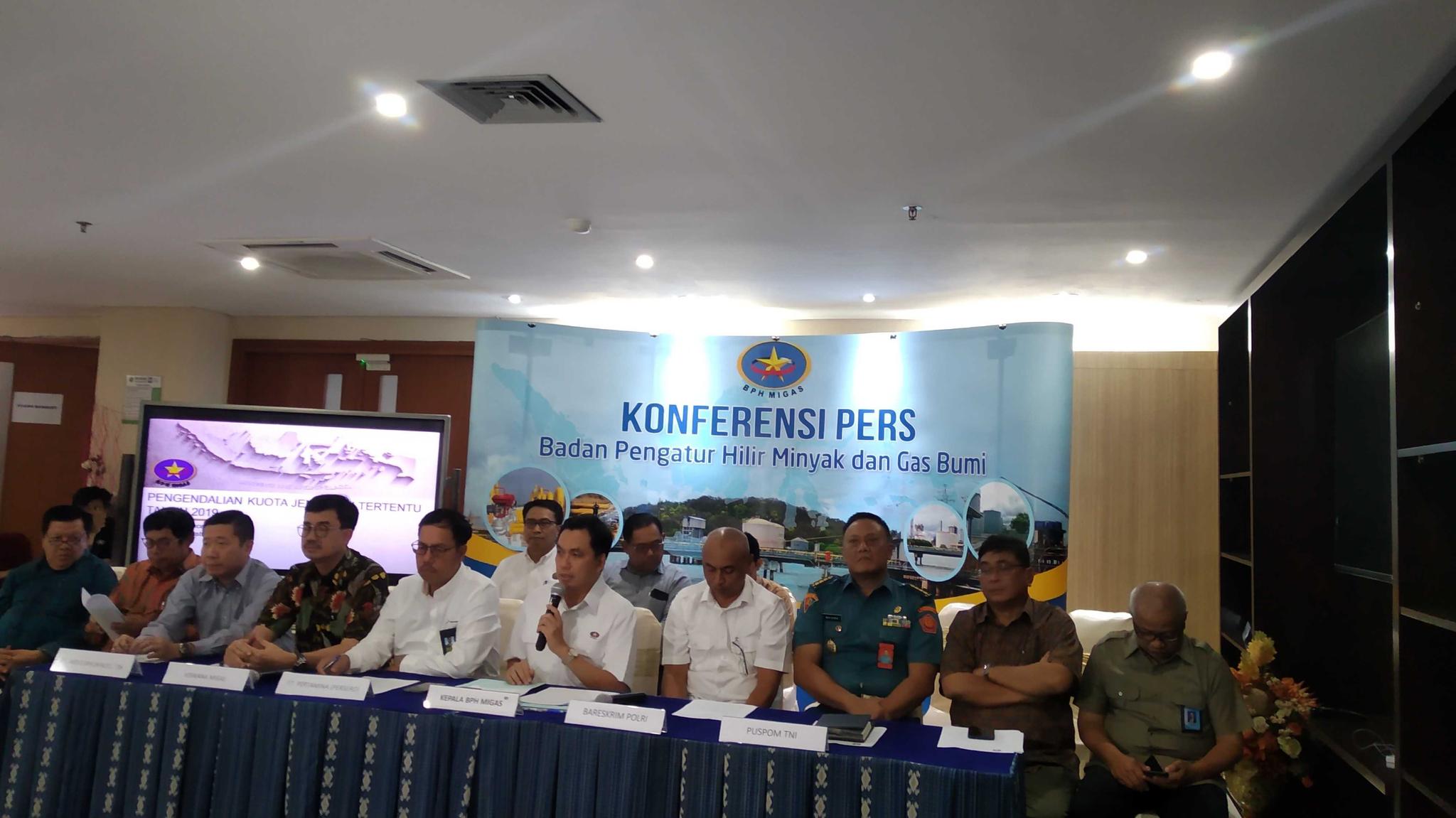 Kendaraan Angkut Hasil Tambang dan Perkebunan Dilarang Gunakan BBM Subsidi
