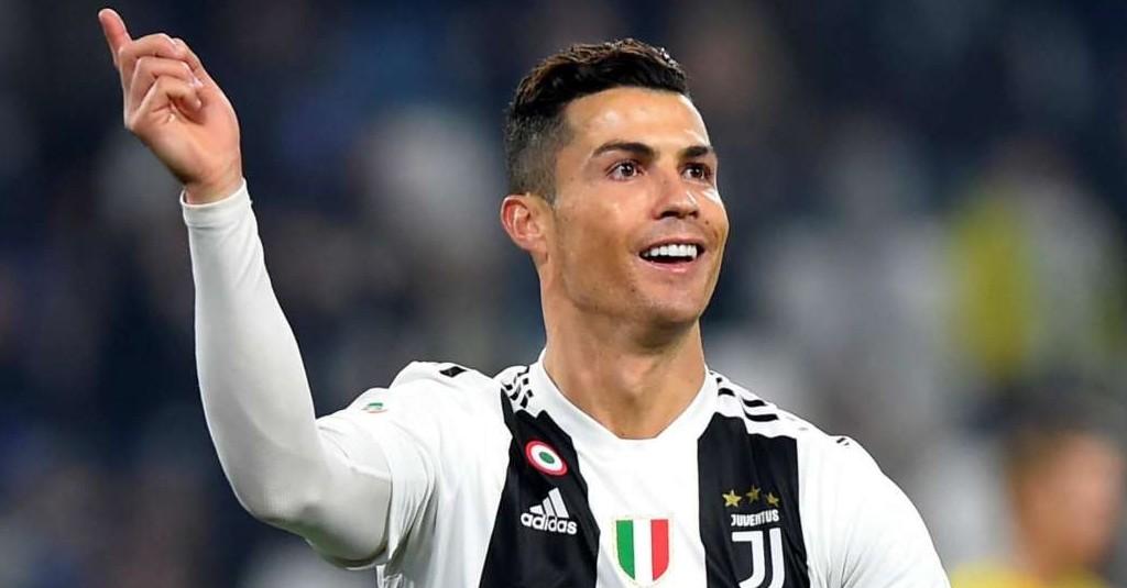 Deretan Aksi Respek Seorang Cristiano Ronaldo ke Sang Rival