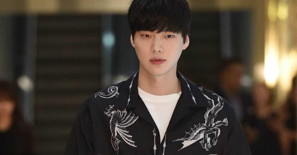 Gara-gara Kasus Cerai, Ahn Jae-hyun Kehilangan Sejumlah Kontrak Kerjasama