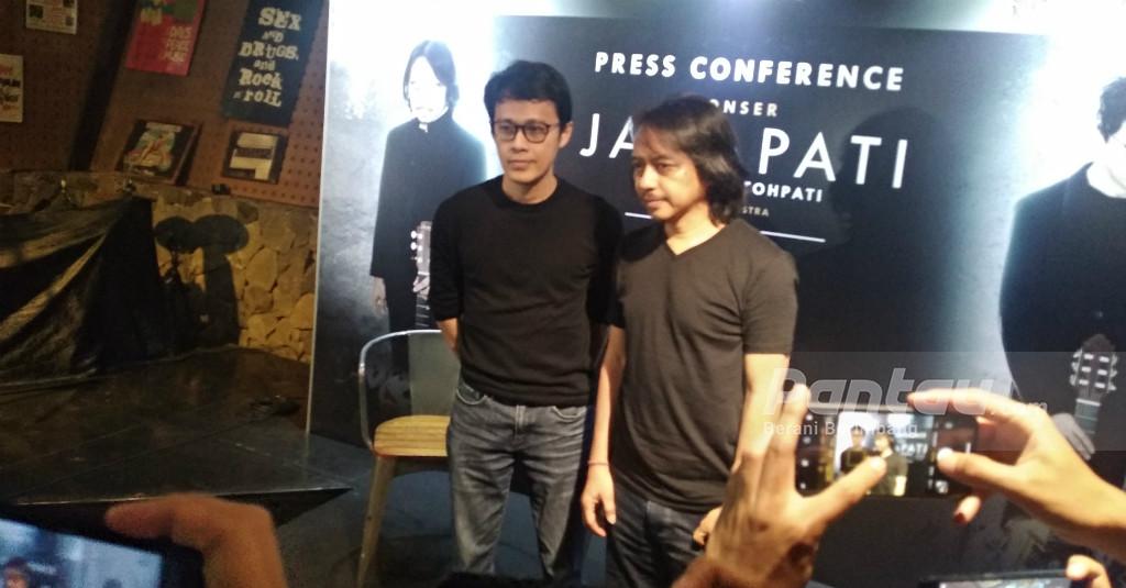 Dewa Budjana dan Tohpati akan Gelar Konser Full Instrumental 'Janapati'