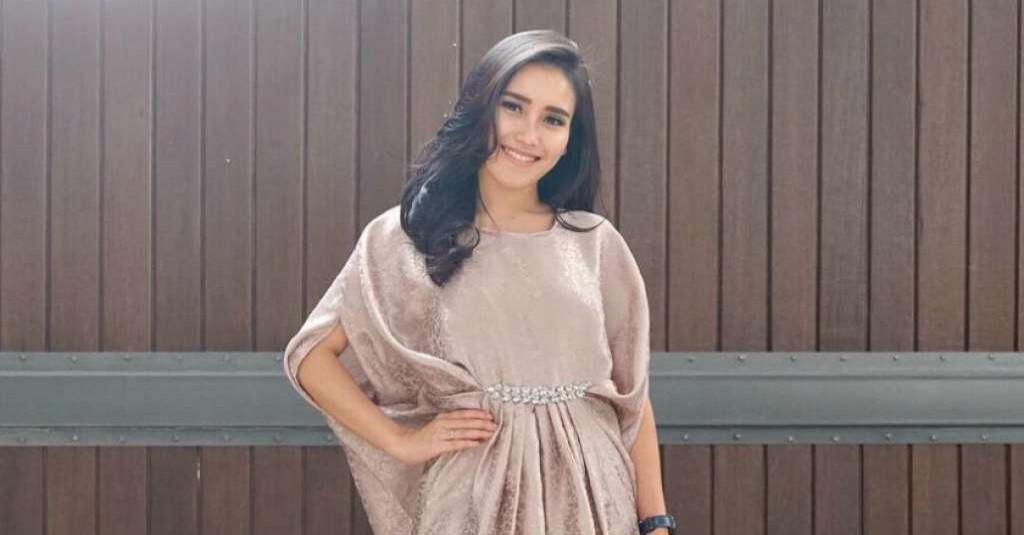 Unggah Video 'Teng Tong', Ayu Ting Ting dan Shaheer Seikh...Ciee..Ciee...
