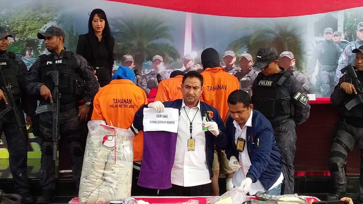 Ternyata Ini Peranan Penting Kalvin dalam Kasus Pembunuhan Ayah-Anak