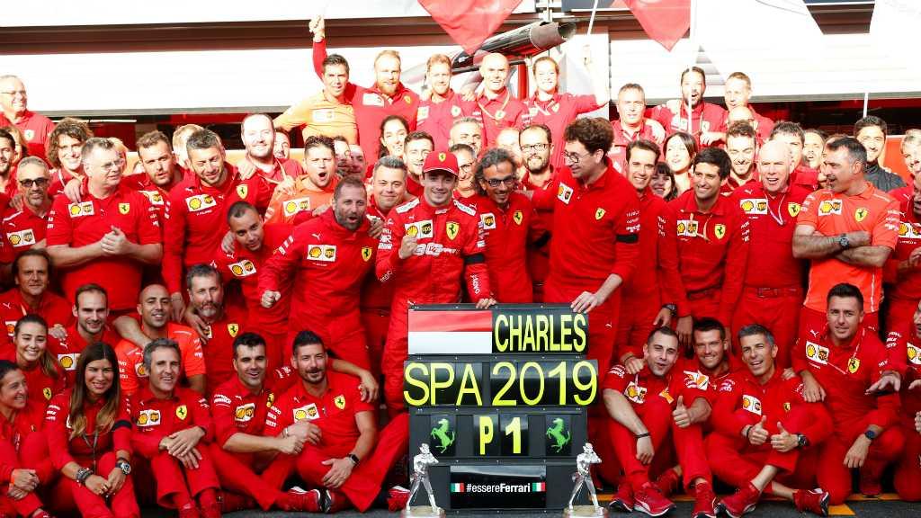 Ferrari Butuh Lebih Banyak Kolaborasi Leclerc-Vettel untuk Redam Hamilton