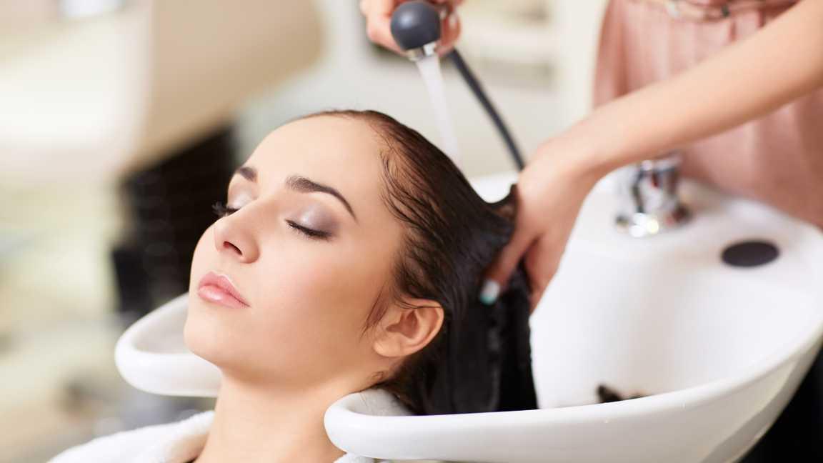 Seberapa Sering Kita Harus Keramas? Nah Begini Jawaban Pakarnya