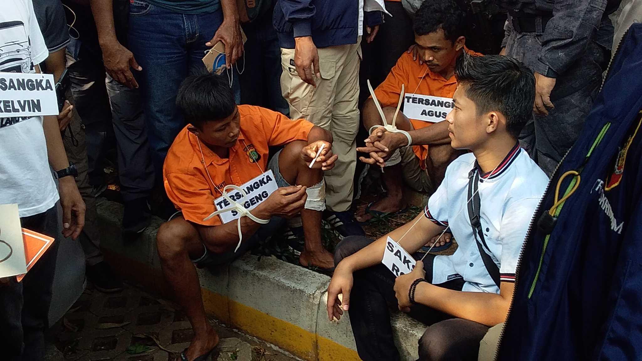Rekonstruksi Pembunuhan Suami-Anak Tiri, 58 Adegan Diperagakan