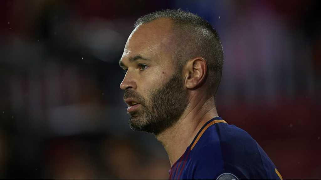 5 Pesepakbola yang Tidak Pernah Menerima Kartu Merah