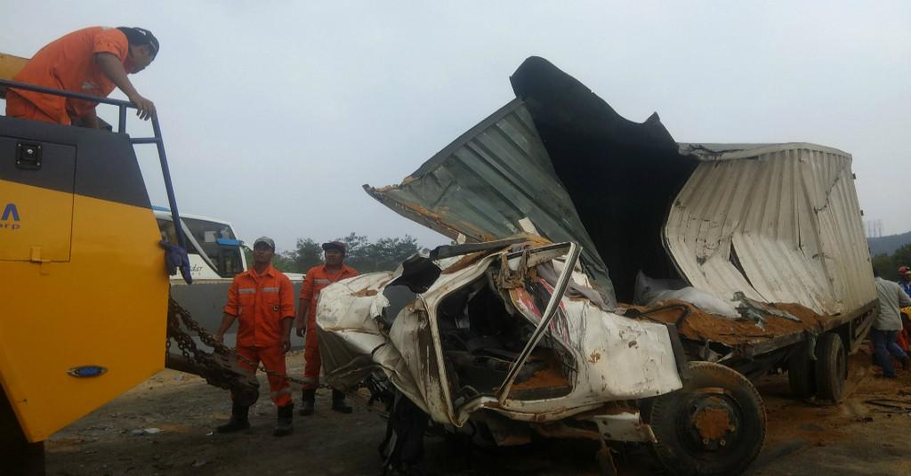 Identitas 6 Kantong Jenazah Korban Kecelakaan Cipularang Masih Misteri