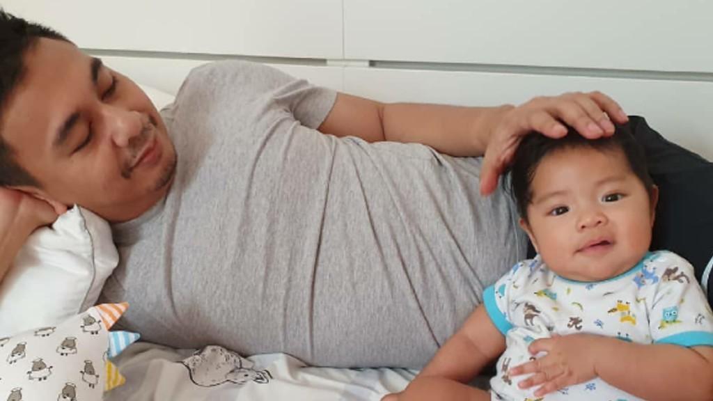 Raditya Dika Sebut Rambut Anaknya Mirip Jokowi