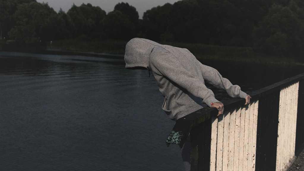 Dokter Jiwa: Lelaki Muda Lebih Rentan Ingin Bunuh Diri Ketimbang Wanita