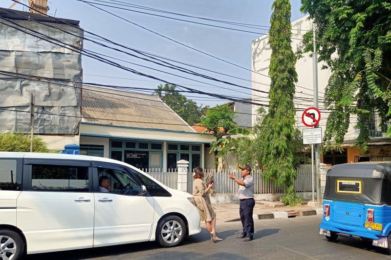 Tak Terima Kena Ganjil-Genap, Warga Bogor Ini Sewot dan Protes ke Anies
