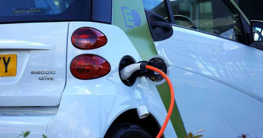 Jangan Cuma Tahu Mobil Esemka, Ini 3 Mobil Listrik Karya Anak Bangsa